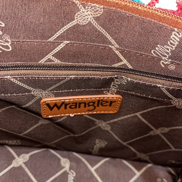 Wrangler Red Aztec Tote Bag - Picture 7 of 10